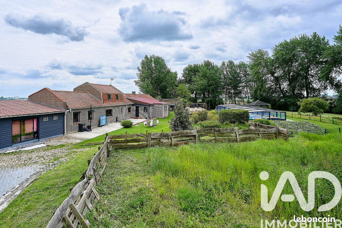 Maison 12 pièces 350 m² · à Nomain · 350 m² · 649 000 €