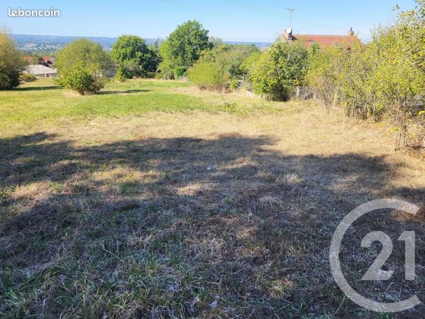 Terrain 1 400 m² Saint Victor