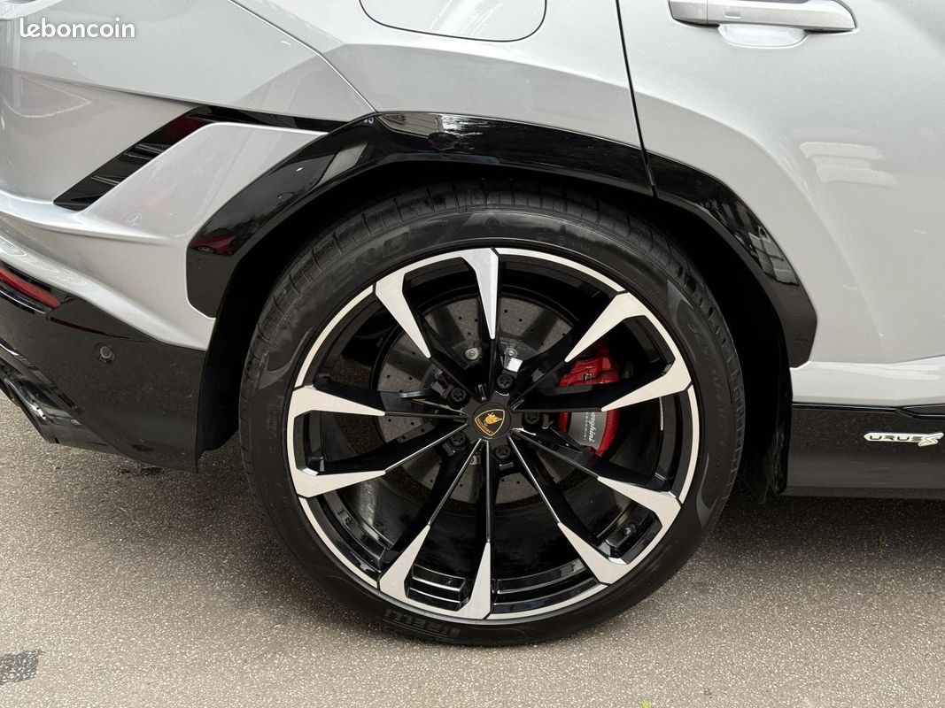 LAMBORGHINI URUS S 4.0i V8 Biturbo - BVA . 666ch (image 10)