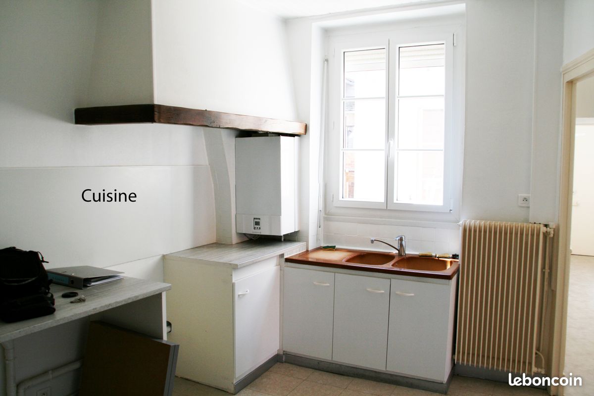 Appartement 4 pièces 101 m² · à Gray · 101 m² · 550 €