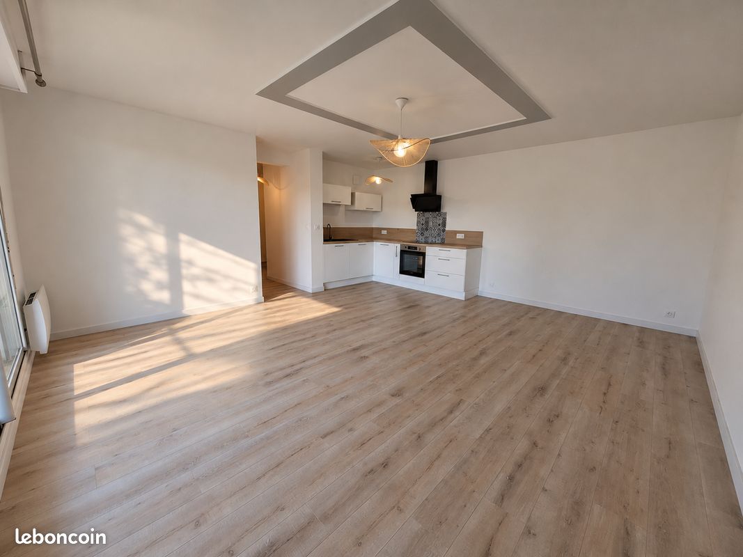 Appartement 3 pièces 74 m² · à La Rochelle · 74 m² · 300 000 €