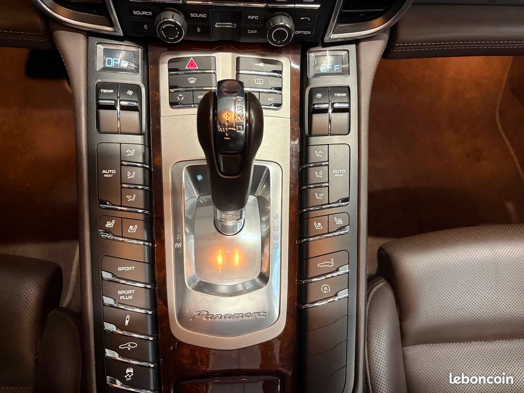 PORSCHE PANAMERA Turbo V8 4.8 500 PDK CÉRAMIQUES/TOIT OUVRANT/SUIVI PORSCHE (image 43)