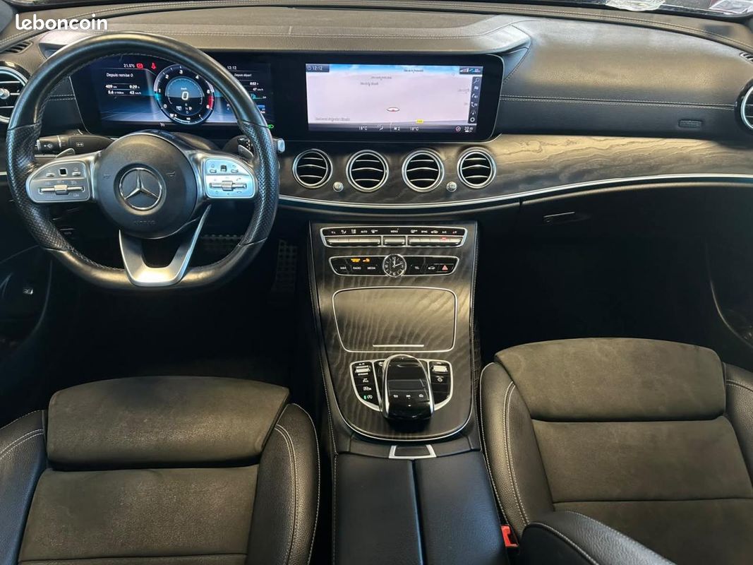 MERCEDES CLASSE E E 220 D - BVA 9G-Tronic BERLINE - AMG Line - TOIT OUVRANT - CAMERA 360 - ENTRETIEN COMPLET - 2EME (image 11)