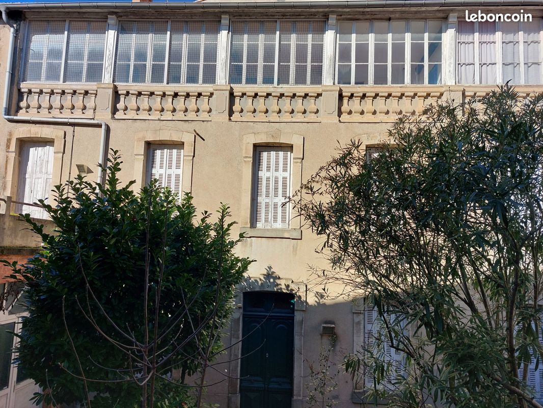 Maison 9 pièces 282 m² · à Carcassonne · 282 m² · 346 000 €