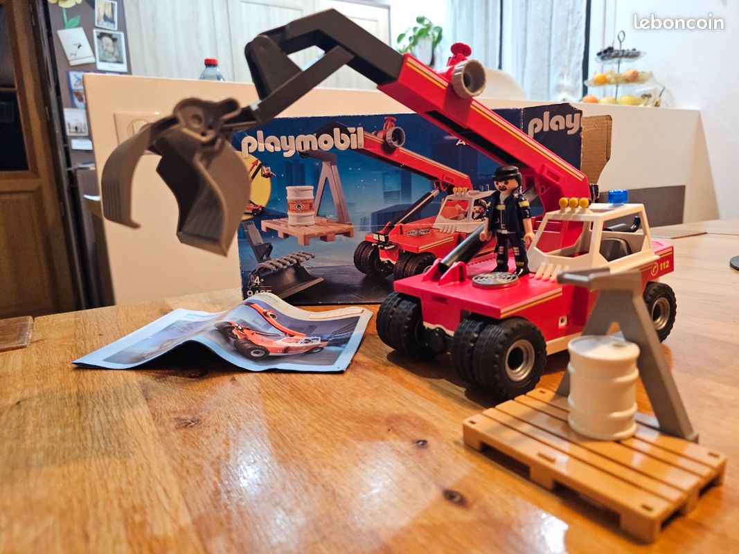 Playmobil - 9465 - Pompier avec véhicule et bras telescopique (image 1)