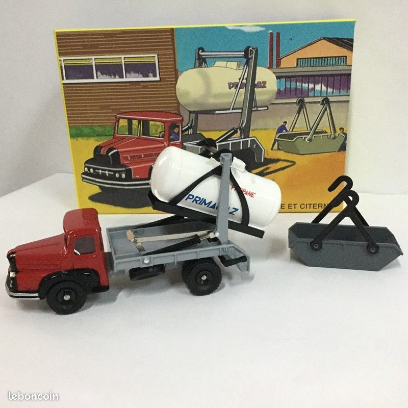 DINKY ATLAS COFFRET Camion Unic Multibenne Et Citerne Benne Marrel #805
