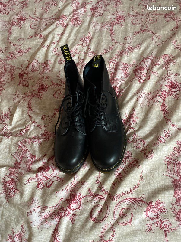 Boots Doc Martens taille 43 (image 1)