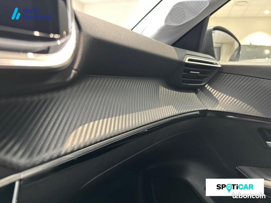 Peugeot 208 1.2 Hybrid 110ch Allure e-DCS6 (image 25)