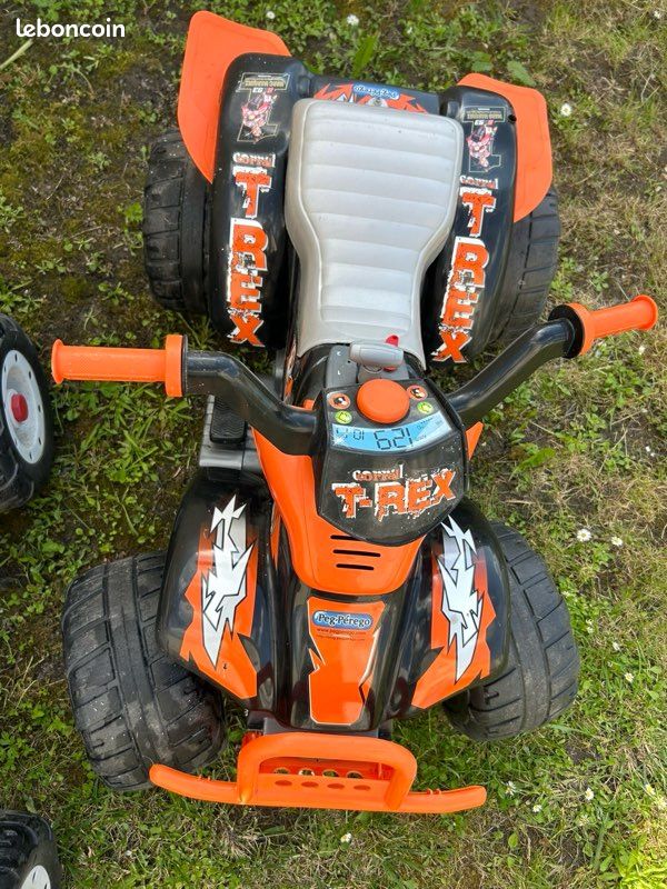 Lot de deux Quads et un 4x4 Peg Perego (image 8)
