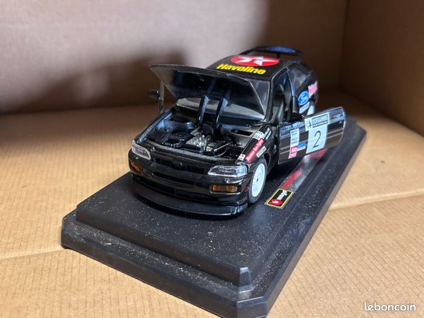 FORD ESCORT RS cosworth burago 1/43 EUR 8,29 - FR