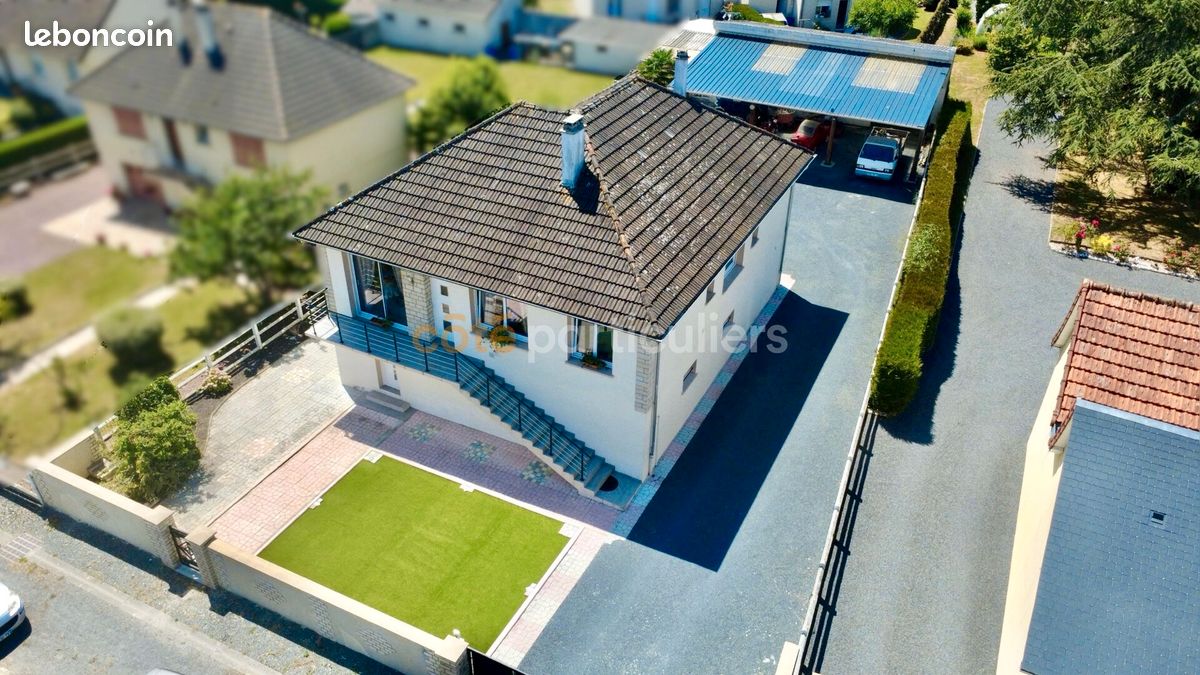 Maison 7 pièces 205 m² · à Saint-Jean-de-Daye · 205 m² · 249 600 €