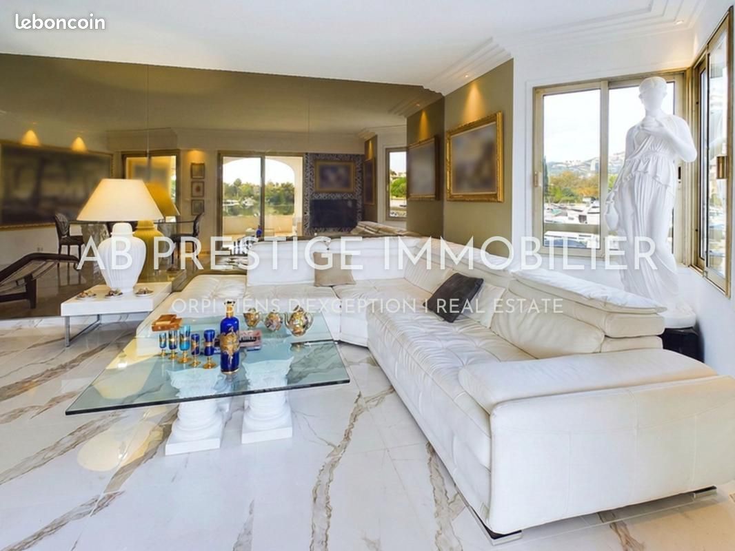 Appartement 3 pièces 80 m² · à Mandelieu-la-Napoule · 80 m² · 698 000 €
