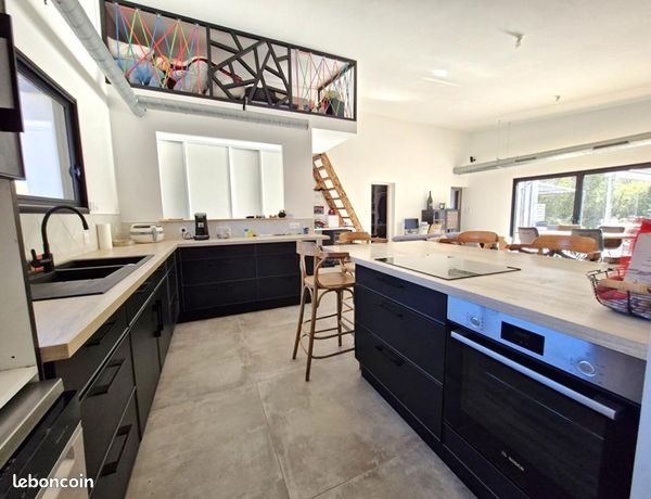 Maison 6 pièces 140 m²