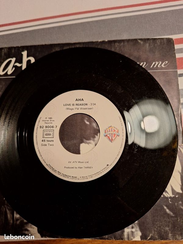 Lot de 5 disques 45 tours A HA Johnny Clémence Nena (image 6)