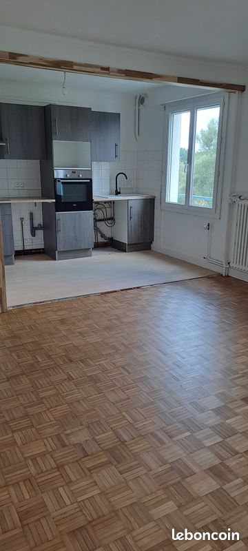 Appartement 3 pièces 73 m² · à Moulins · 73 m² · 780 €