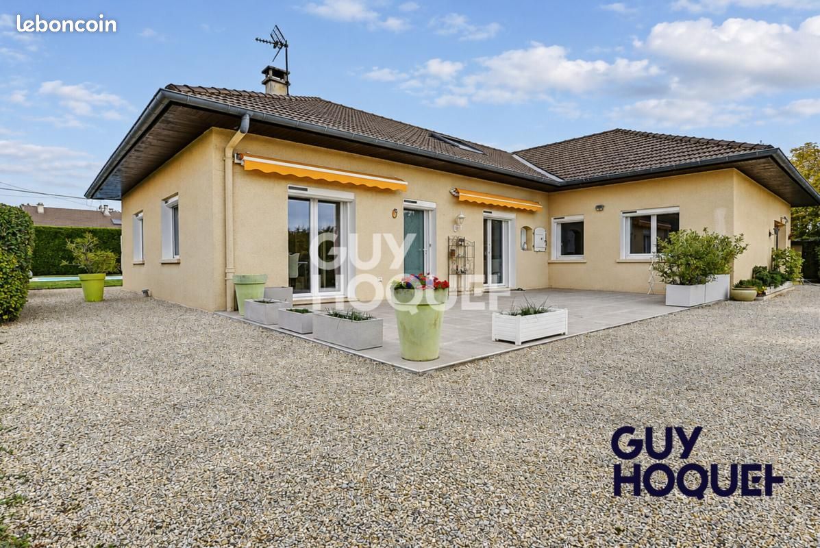 Maison 6 pièces 150 m² · à Saint-Denis-lès-Bourg · 150 m² · 399 000 €