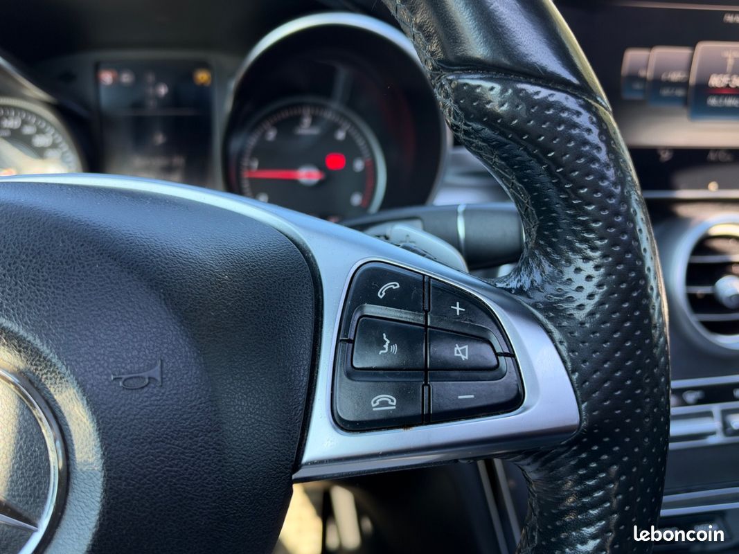 Mercedes CLASSE C BREAK 220 d Sportline 9G-Tronic {TOIT OUVRANT - SIEGE ELECTRIQUE - SON BURMESTER} (image 25)