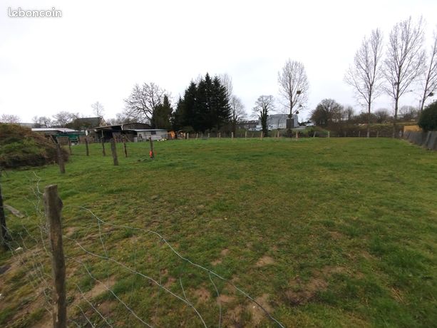 Terrain 2186 m² Maen Roch
