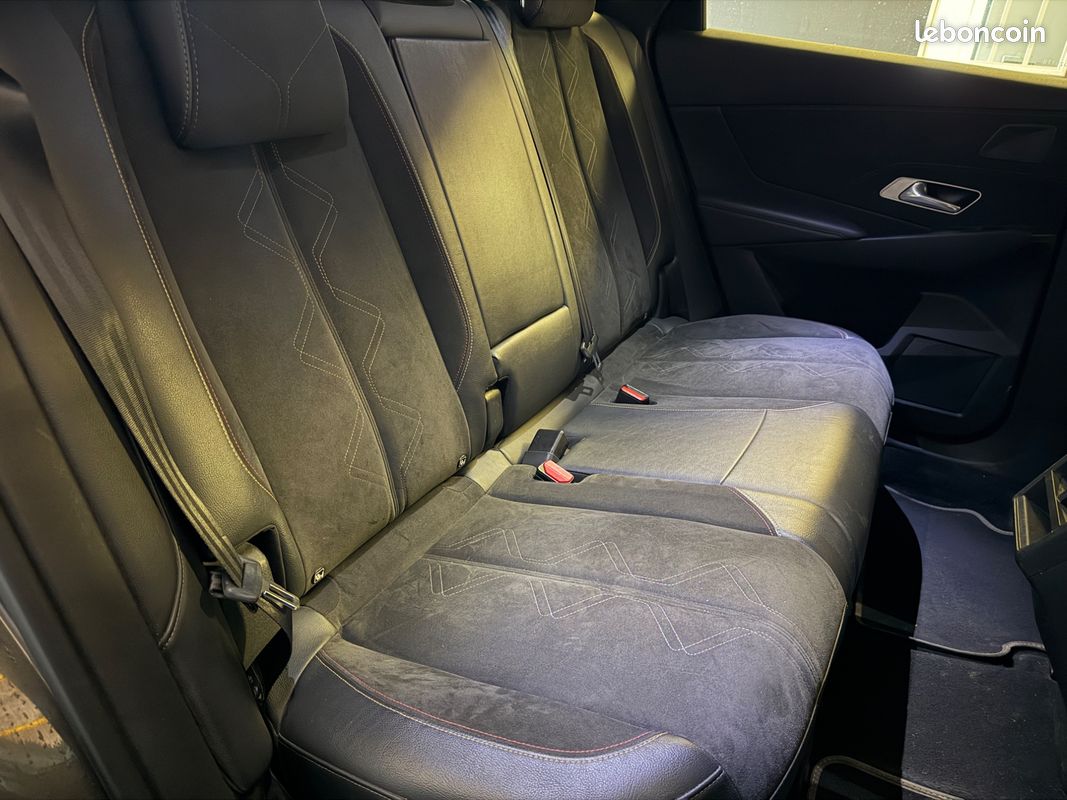 DS DS 7 CROSSBACK 2.0 BLUEHDI 180CH PERFORMANCE LINE BVA-ENTRETIEN COMPLET Ds (image 17)