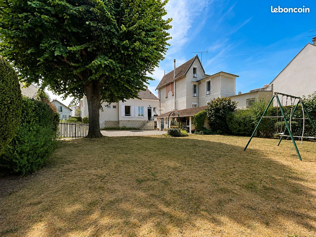Maison 8 pièces 164 m² · à Montesson · 164 m² · 787 000 €