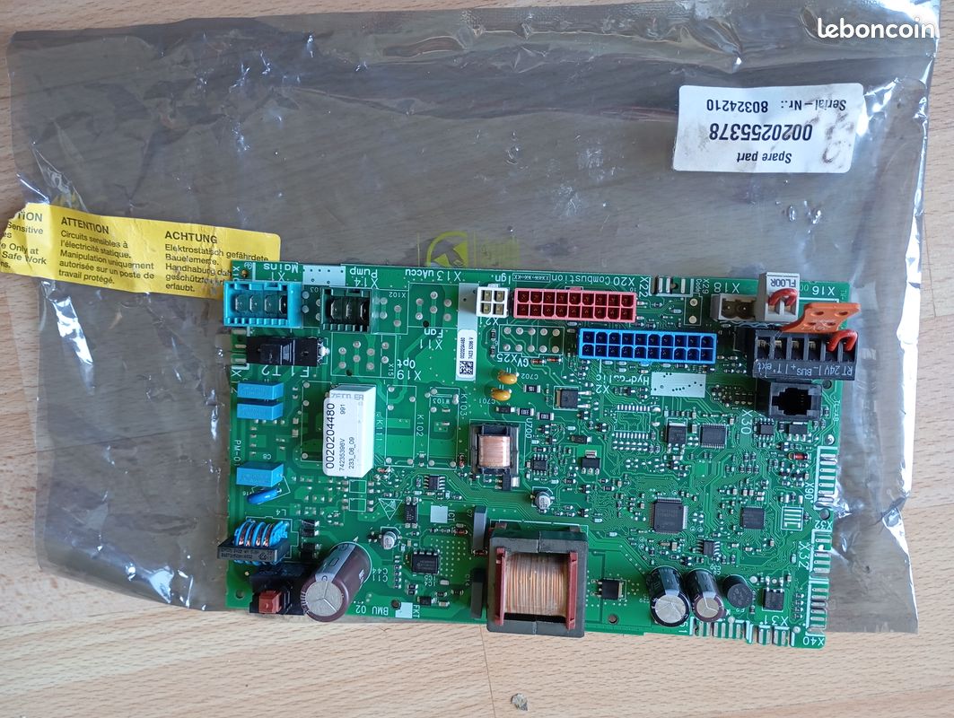 Carte électronique Saunier Duval 0020255377 Pour Chaudière Thema Fast Condense (neuf)