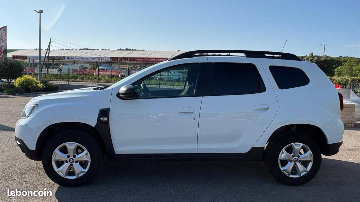 Dacia Duster Blue dCi 115 4x2 15 ans (image 3)