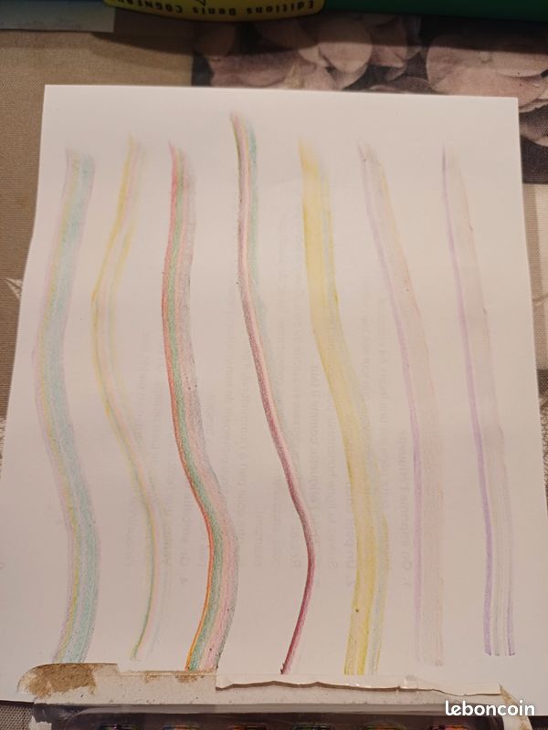 6 pastels (image 1)