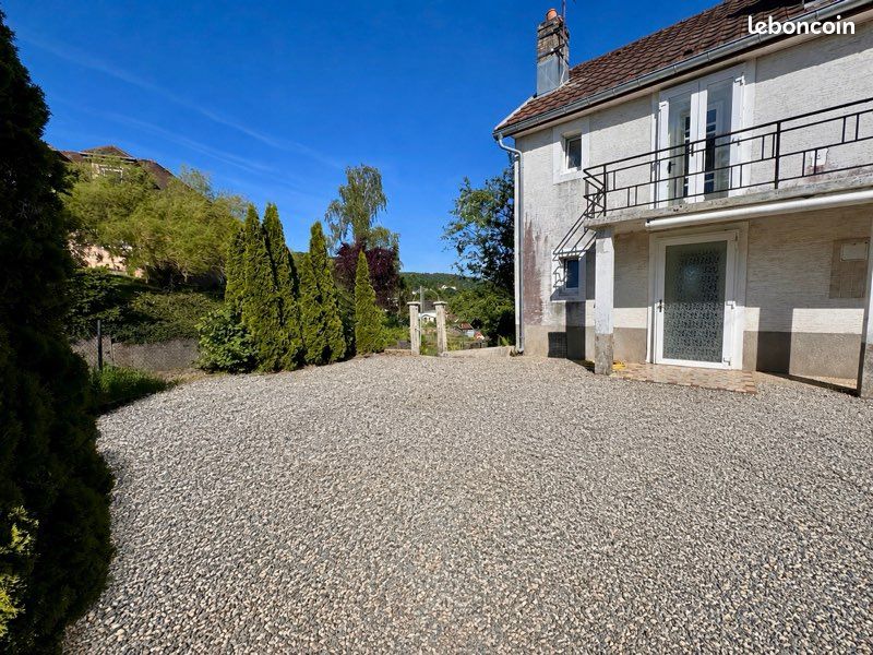 Appartement 4 pièces 110 m² · à Bavans · 110 m² · 880 €
