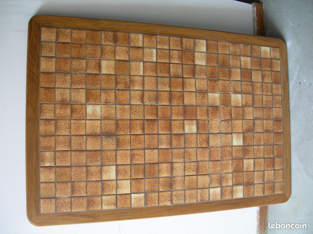 Dessus de table (image 1)