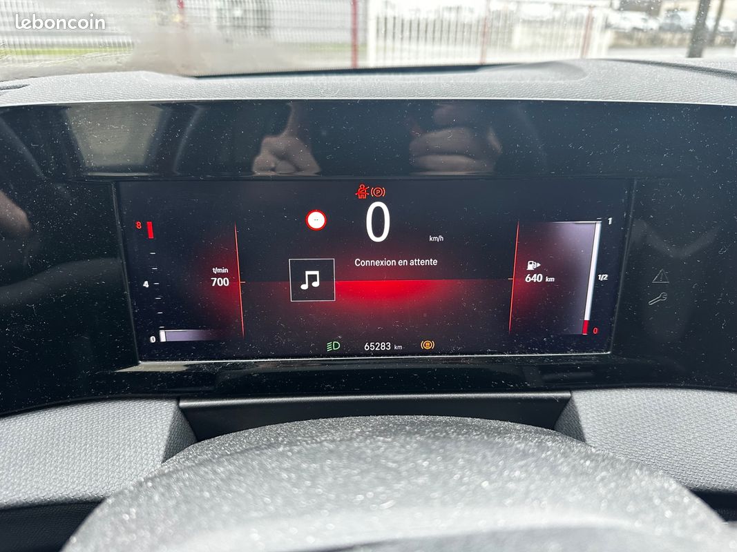 Opel astra 1.2 t 130 gs-line historique entretien complet / sieges chauffants / apple carplay / android auto (image 11)