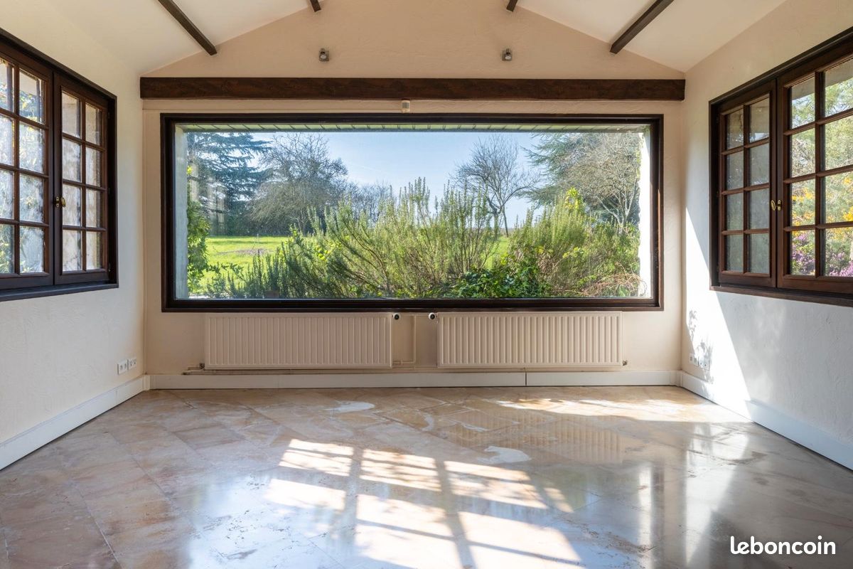 Propriété 17 pièces 549 m² (image 8)