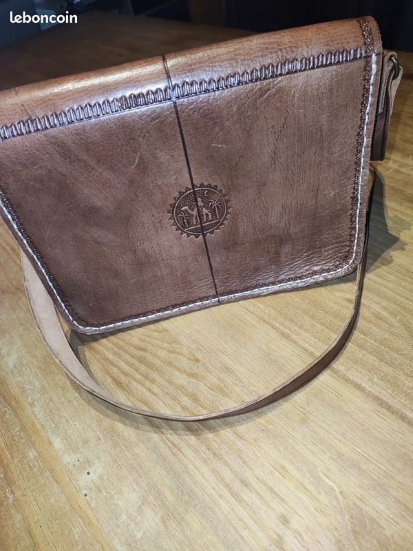 Sac bandoulière artisanal en cuir fait main - Maroc (image 4)