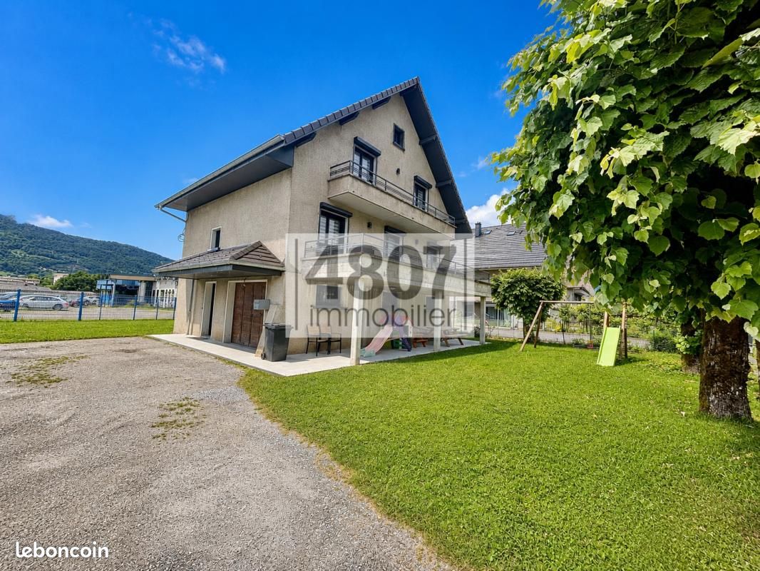 Maison 5 pièces 180 m² · à Scionzier · 180 m² · 440 000 €