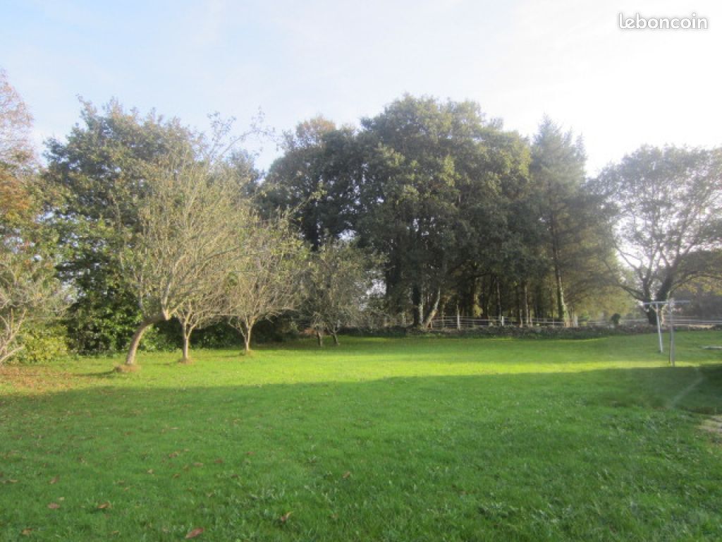 Terrain 880 m² · à Reignac · 880 m² · 31 000 €