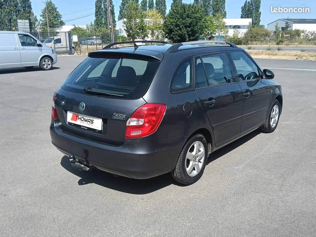Skoda Fabia 1.4 TDI 80 / 99 500 km / CT OK / Révisée / Garantie / Paiement 4 fois possible (image 4)