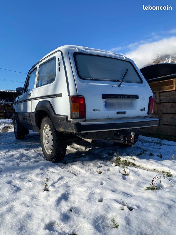 Lada niva (image 2)