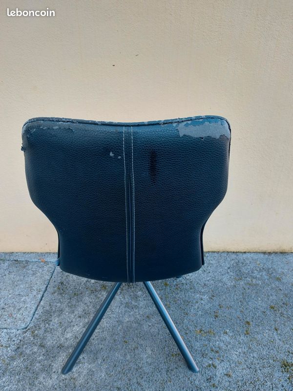 Chaises (image 2)