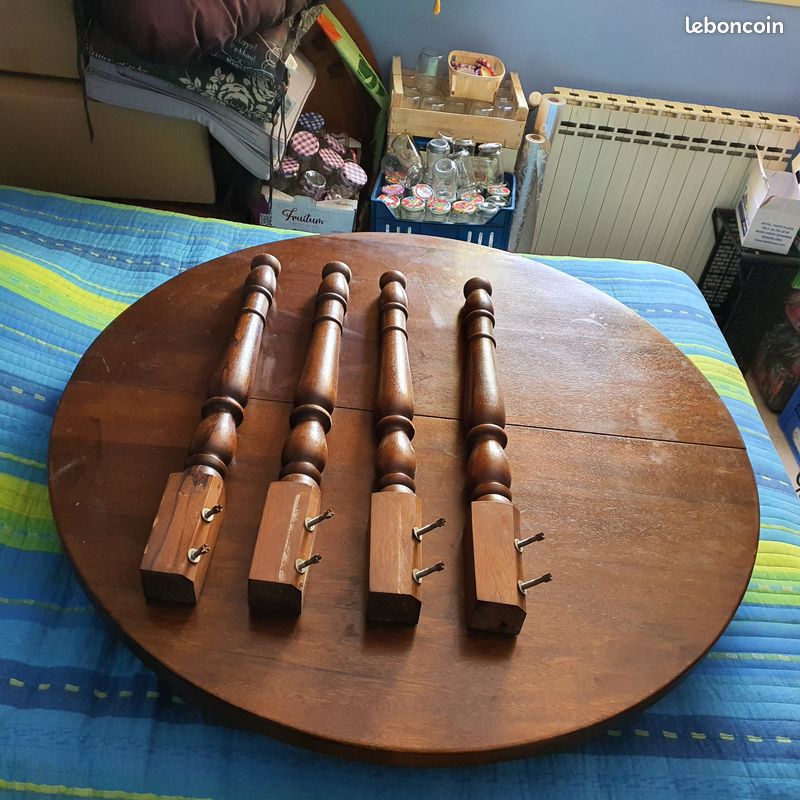 Table en bois ronde 5 chaises (image 1)