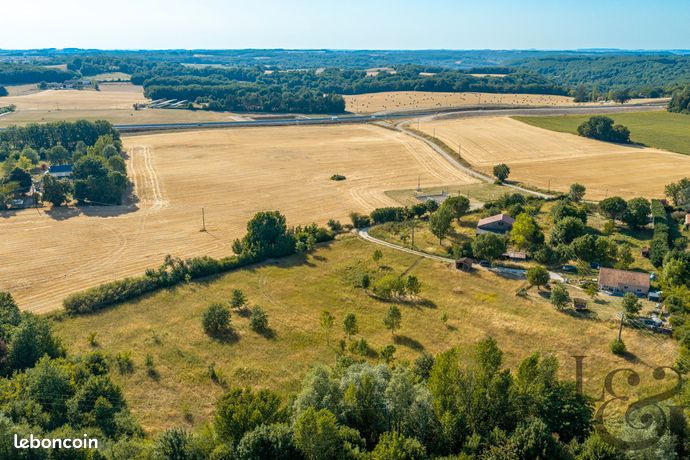 Terrain 7392 m² MONBALEN