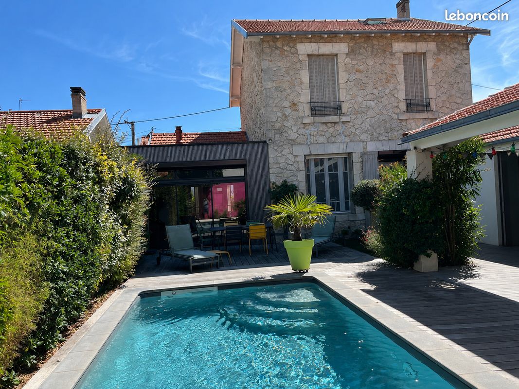 Maison 6 pièces 170 m² · à La Rochelle · 170 m² · 1 120 000 €
