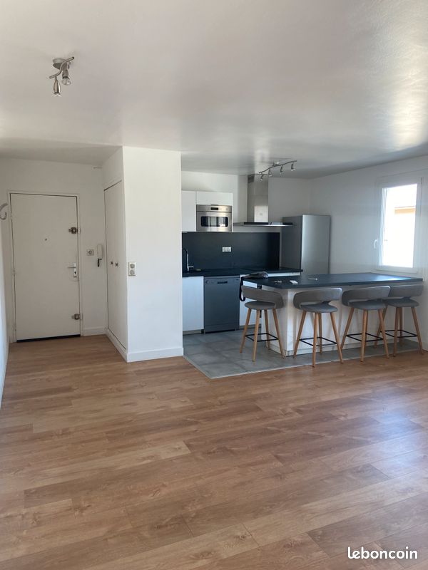Appartement 3 pièces 63 m² · à Nîmes · 63 m² · 790 €
