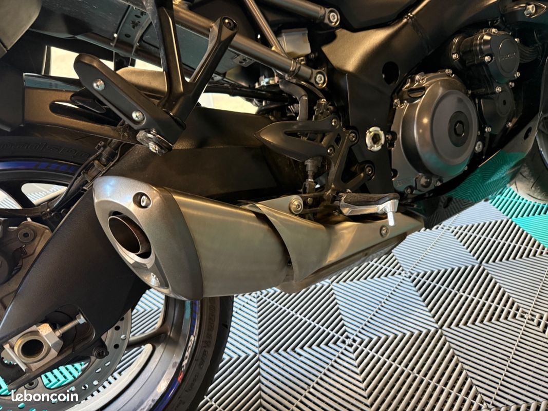 Suzuki GSX-S 1000 GT - 1ère main / GPS Tomtom / Bagagerie / Bulle haute Ermax (image 18)