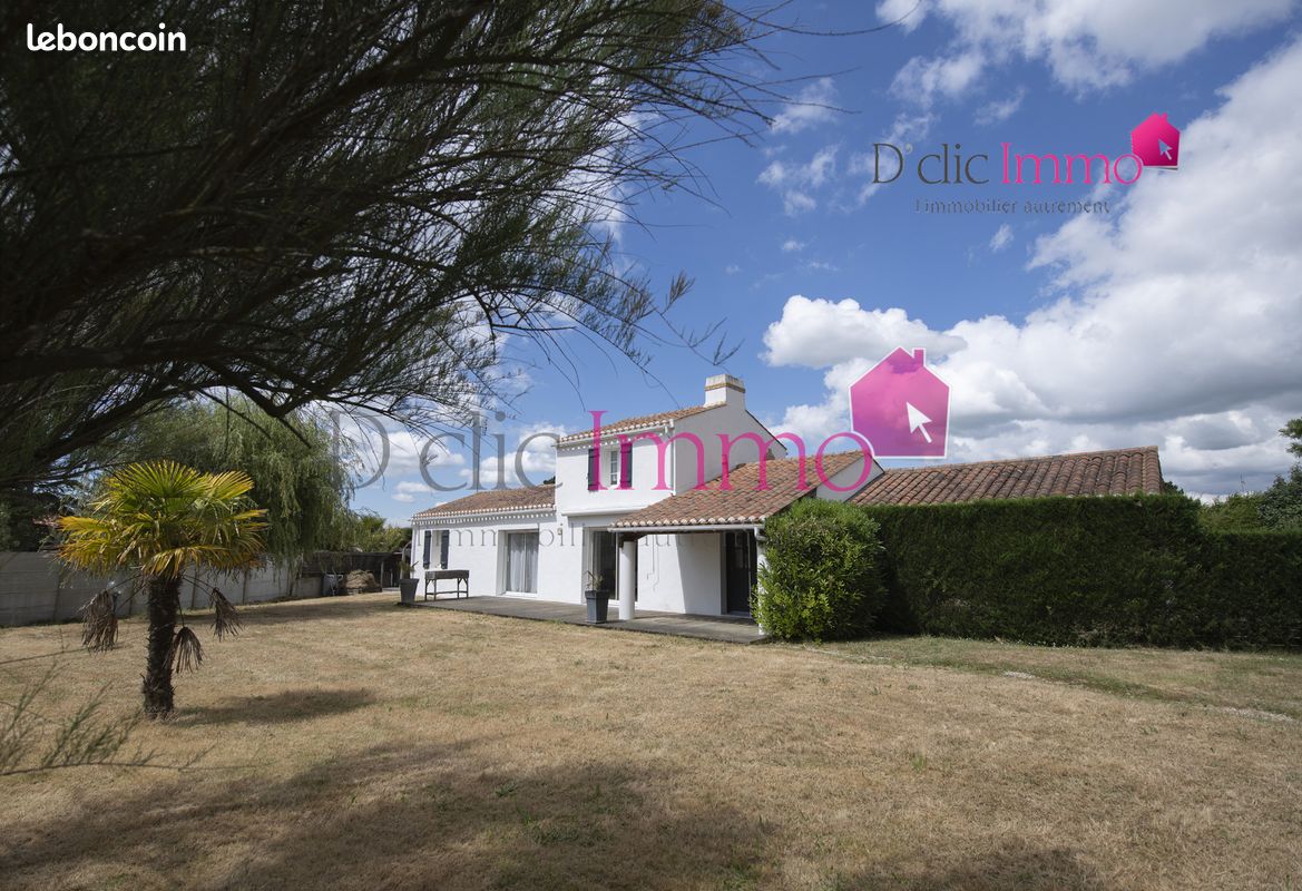 Maison 5 pièces 138 m² · au Fenouiller · 138 m² · 376 400 €