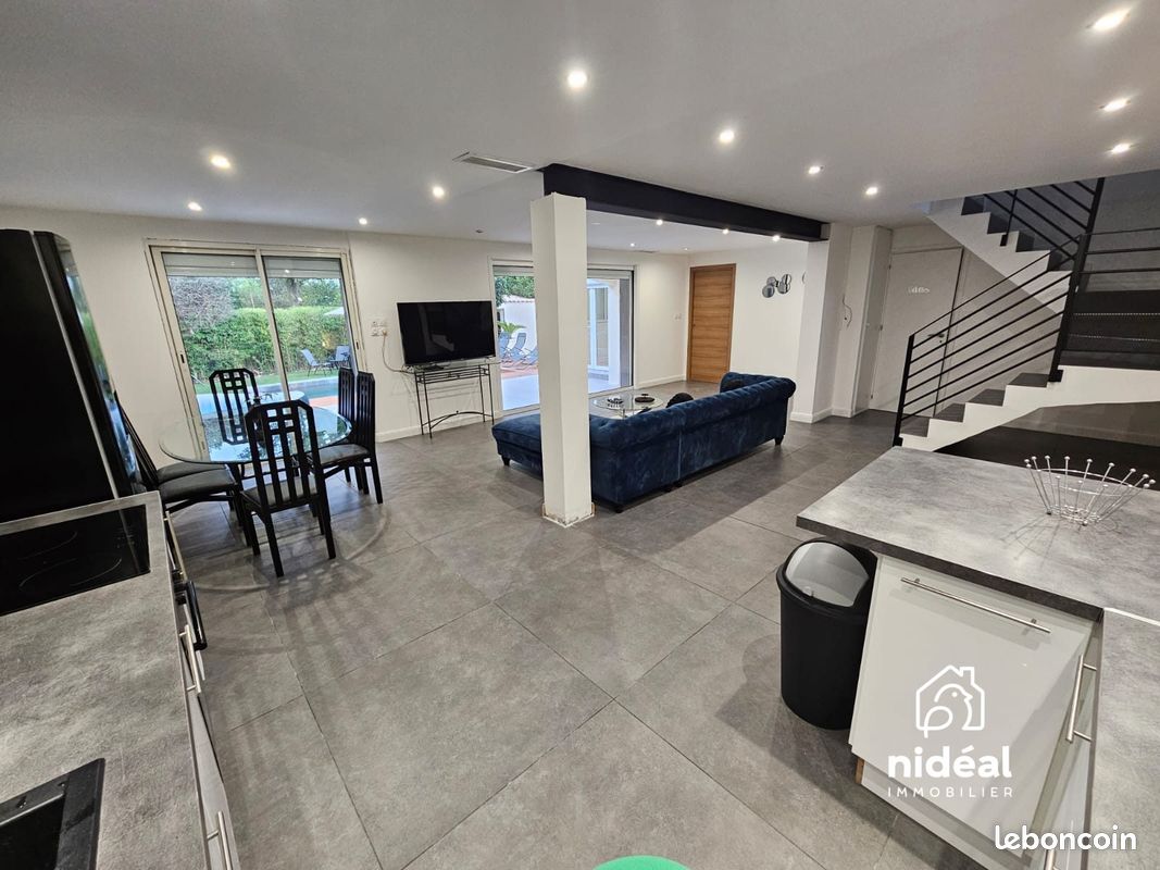 Maison 5 pièces 119 m² · à Nîmes · 119 m² · 379 000 €