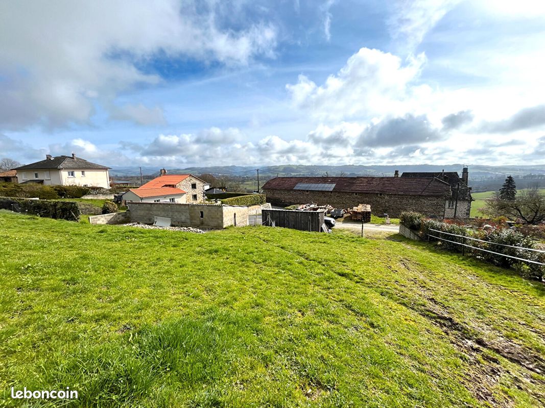 Terrain 950 m² · à Crandelles · 950 m² · 42 900 €