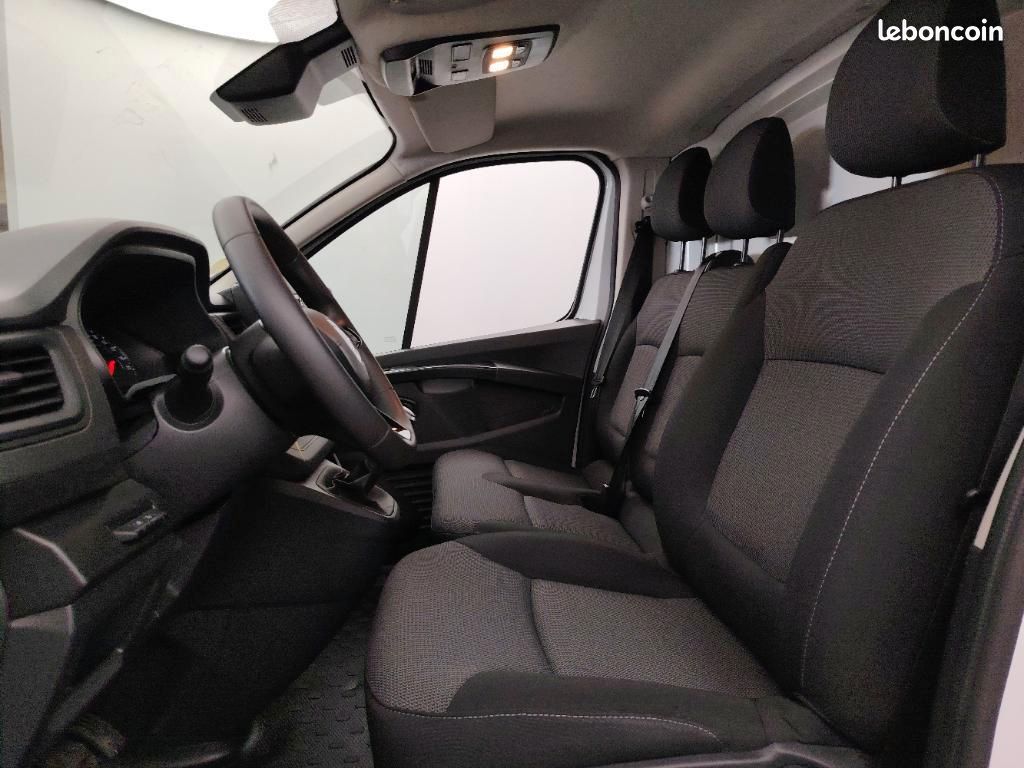 Renault Trafic FOURGON FGN L1H1 3T BLUE DCI 130 GSR2 ADVANCE (image 14)