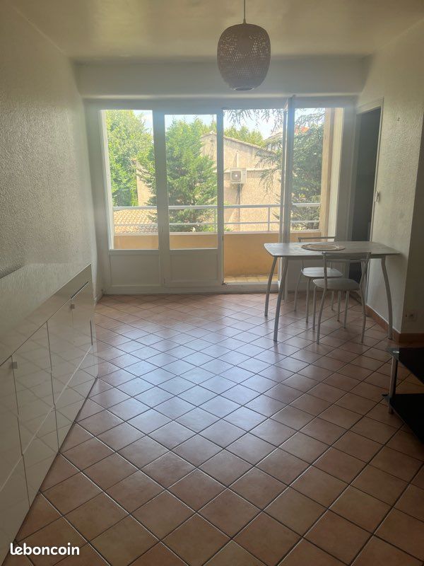 Appartement 1 pièce 28 m² · à Avignon · 28 m² · 500 €/mois