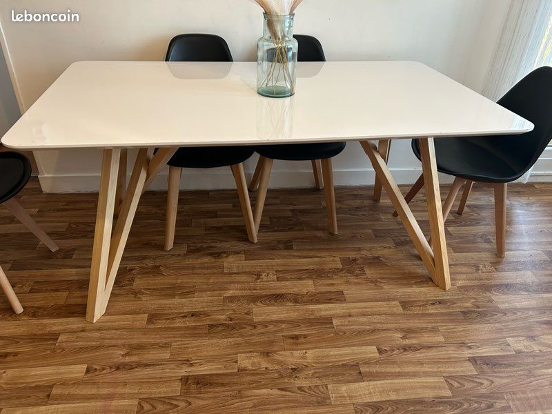 Table et meuble télé (image 4)