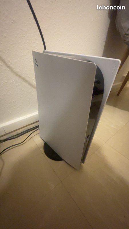Ps5 digital + 2 manettes (image 2)