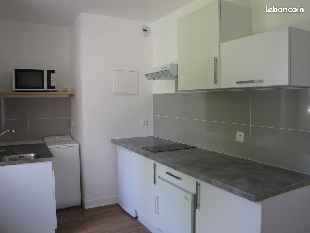 Appartement 1 pièce 27 m² · à Divonne-les-Bains · 27,4 m² · 930 €